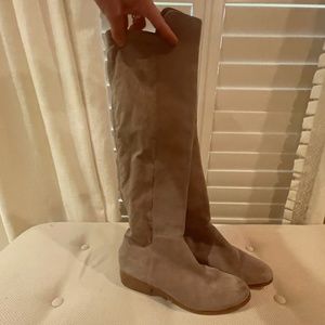 GREY OVER THE KNEE BOOT